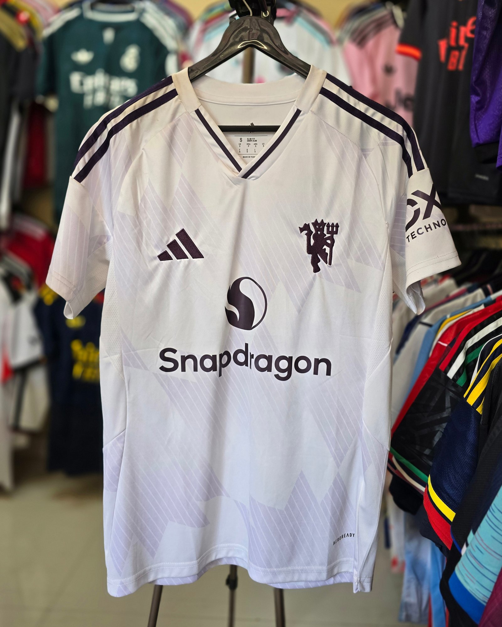 MANCHESTER UNITED AWAY JERSEY 2025-26