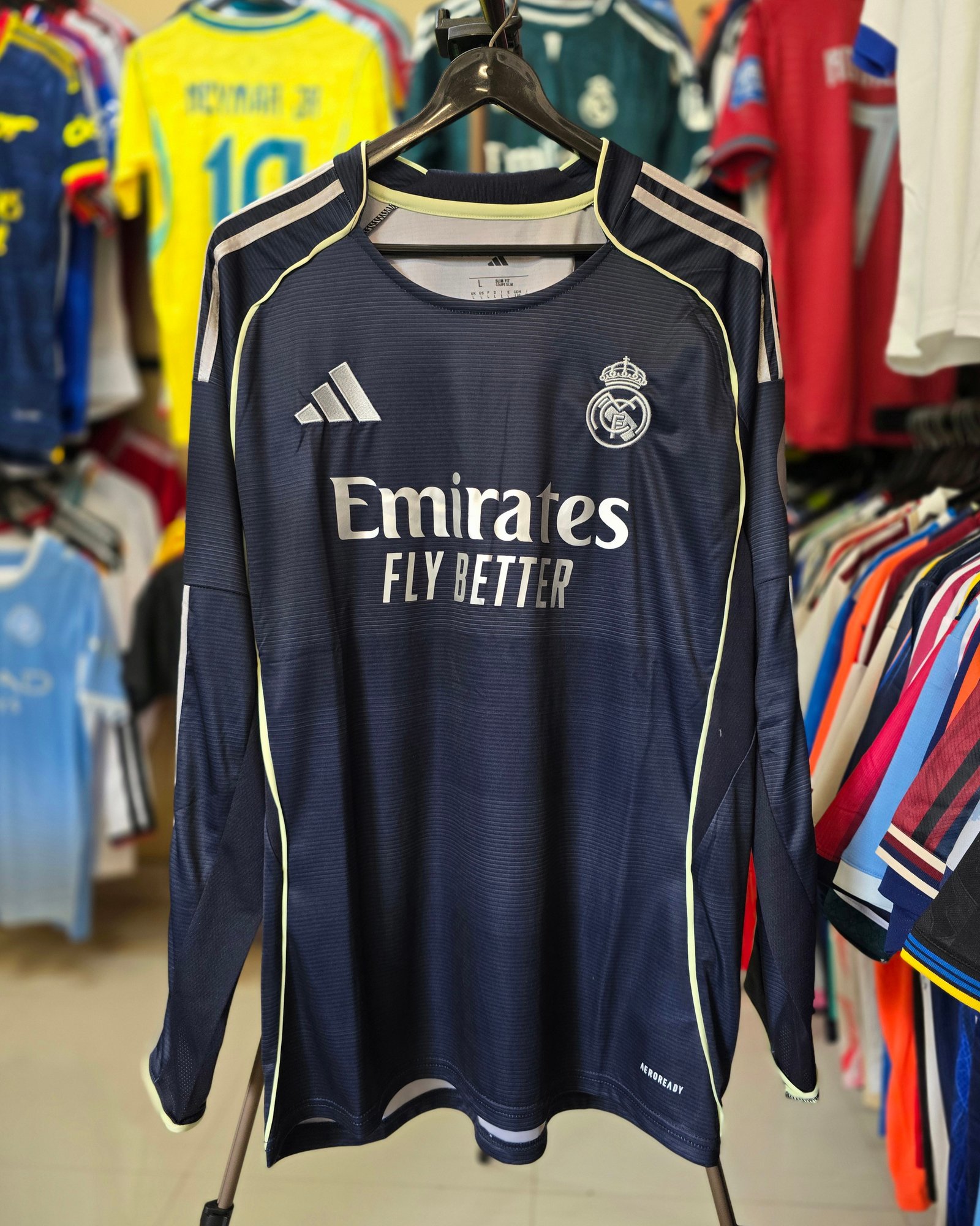 REAL MADRID AWAY FULL SLEEVE JERSEY 2025-26