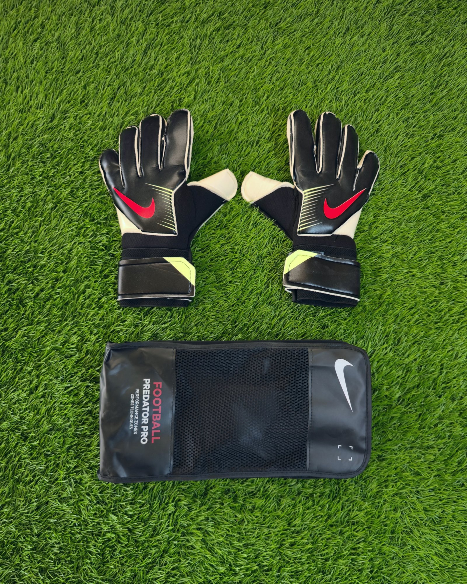 NK GOALKEEPER GLOVES