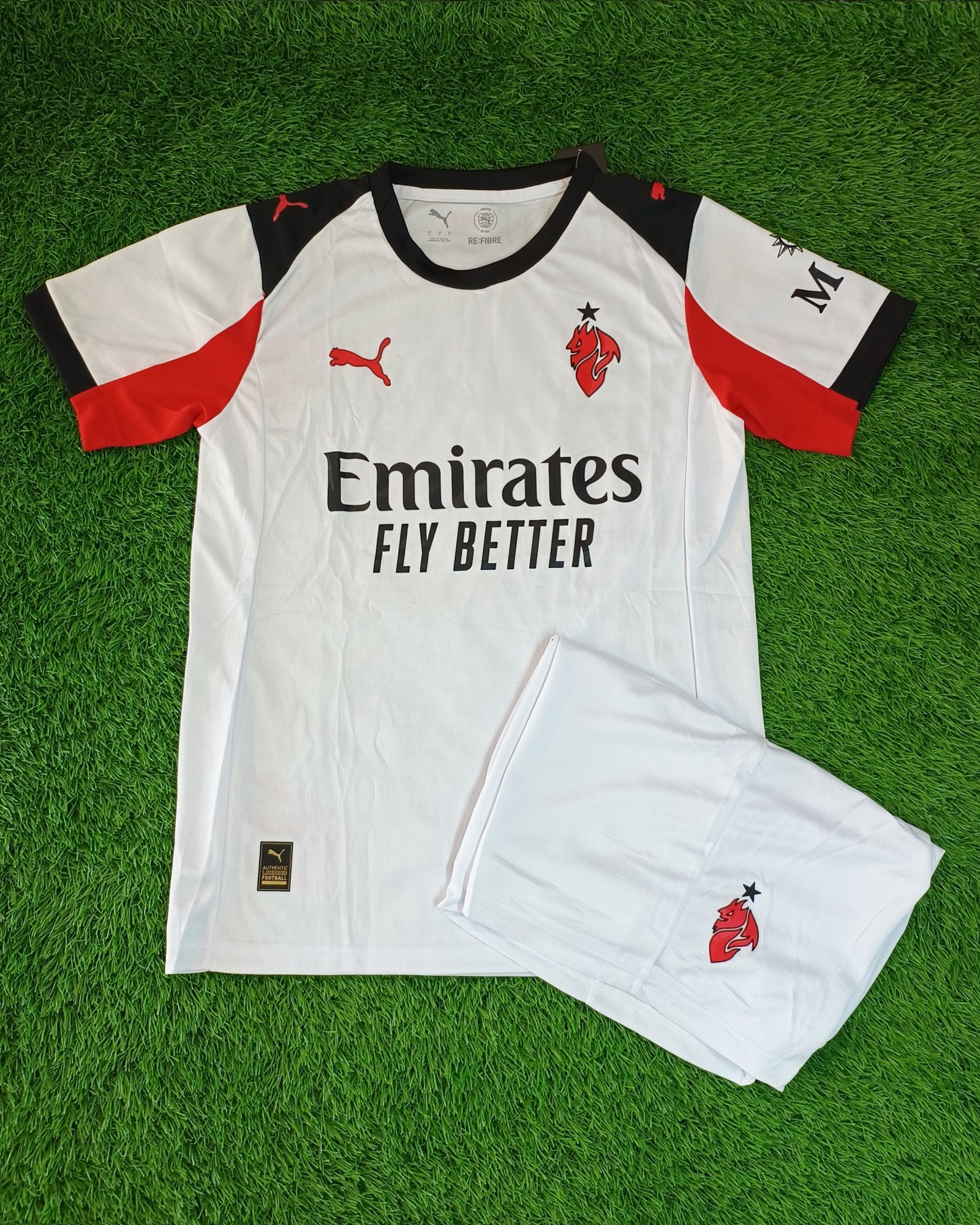 AC MILAN AWAY SET 2025-26