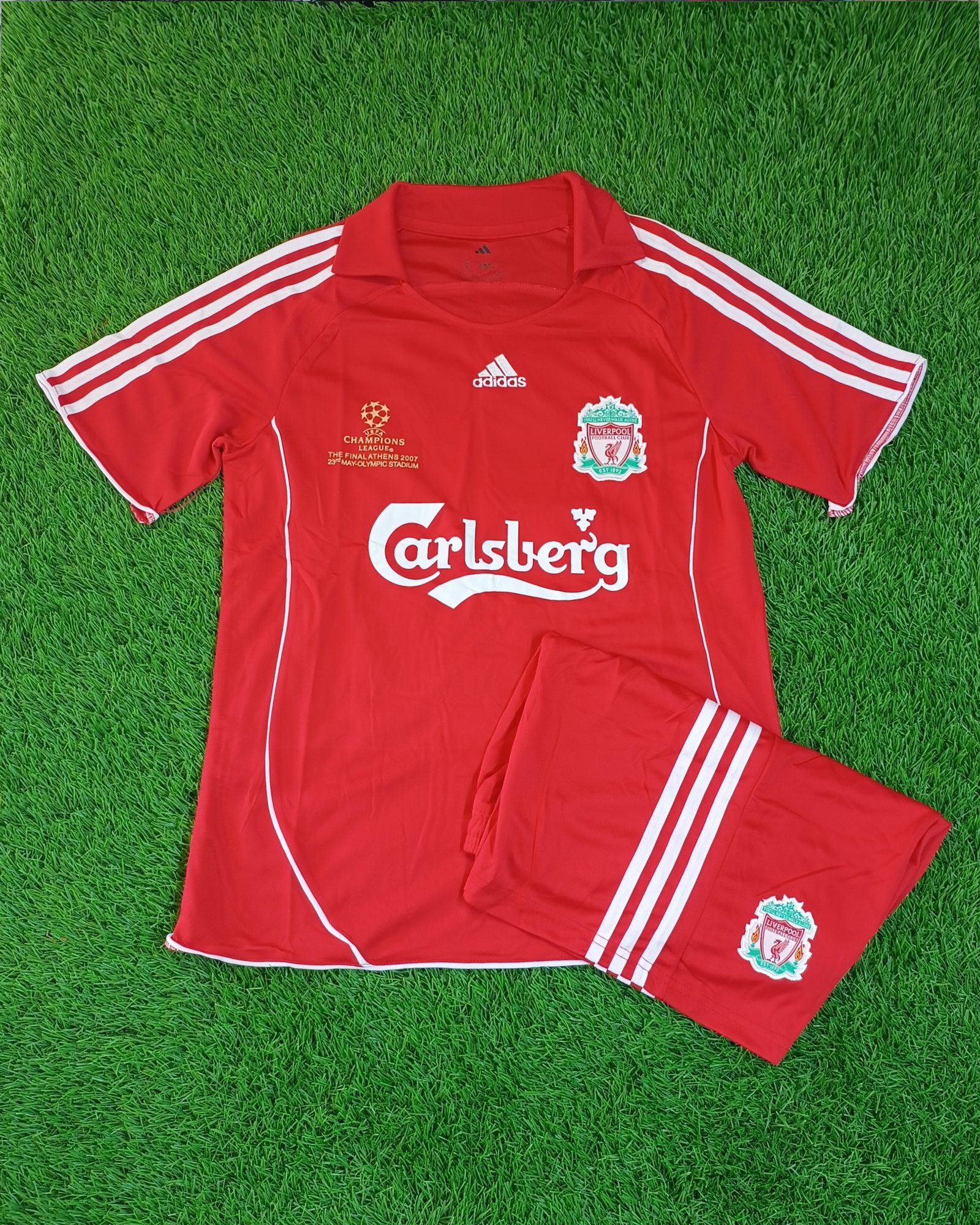 LIVERPOOL HOME SET 2006-07